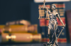 Immobilier 2023 – Une statue personnifiant la justice