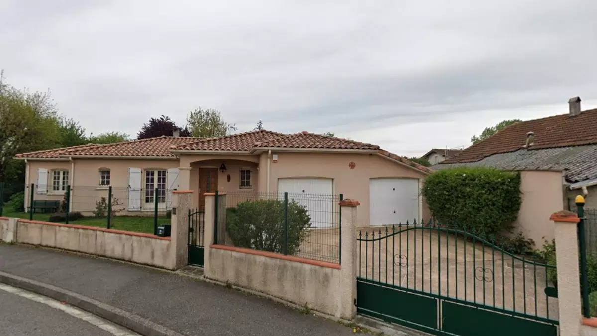 Une villa située rue André Etcheverlepo à Toulouse Borderouge appartement neuf Borderouge - Une maison “Toulousaine” située dans une rue résidentielle du quartier de Borderouage dans la ville de Toulouse