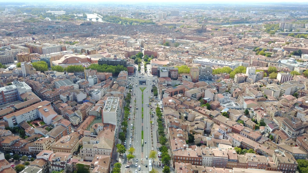 prêt immobilier toulouse - une vue aérienne sur la ville de Toulouse