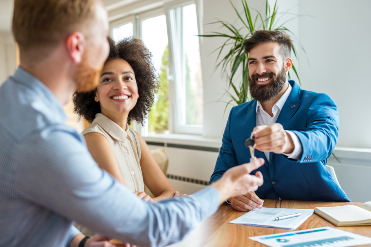 Projet de loi Finances 2018 - Un couple d’investisseurs se se voit remettre les clés de son logement neuf