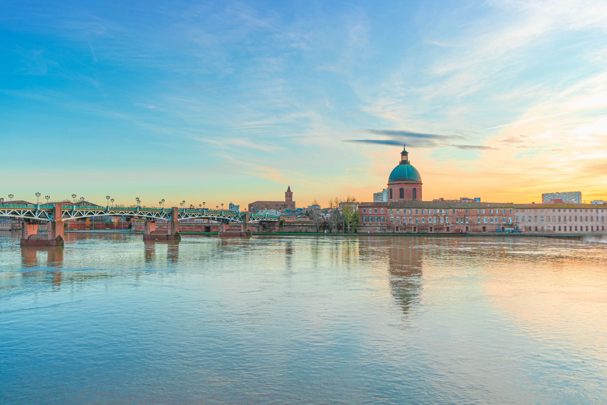 La Garonne et le dôme de la Grave à Toulouse