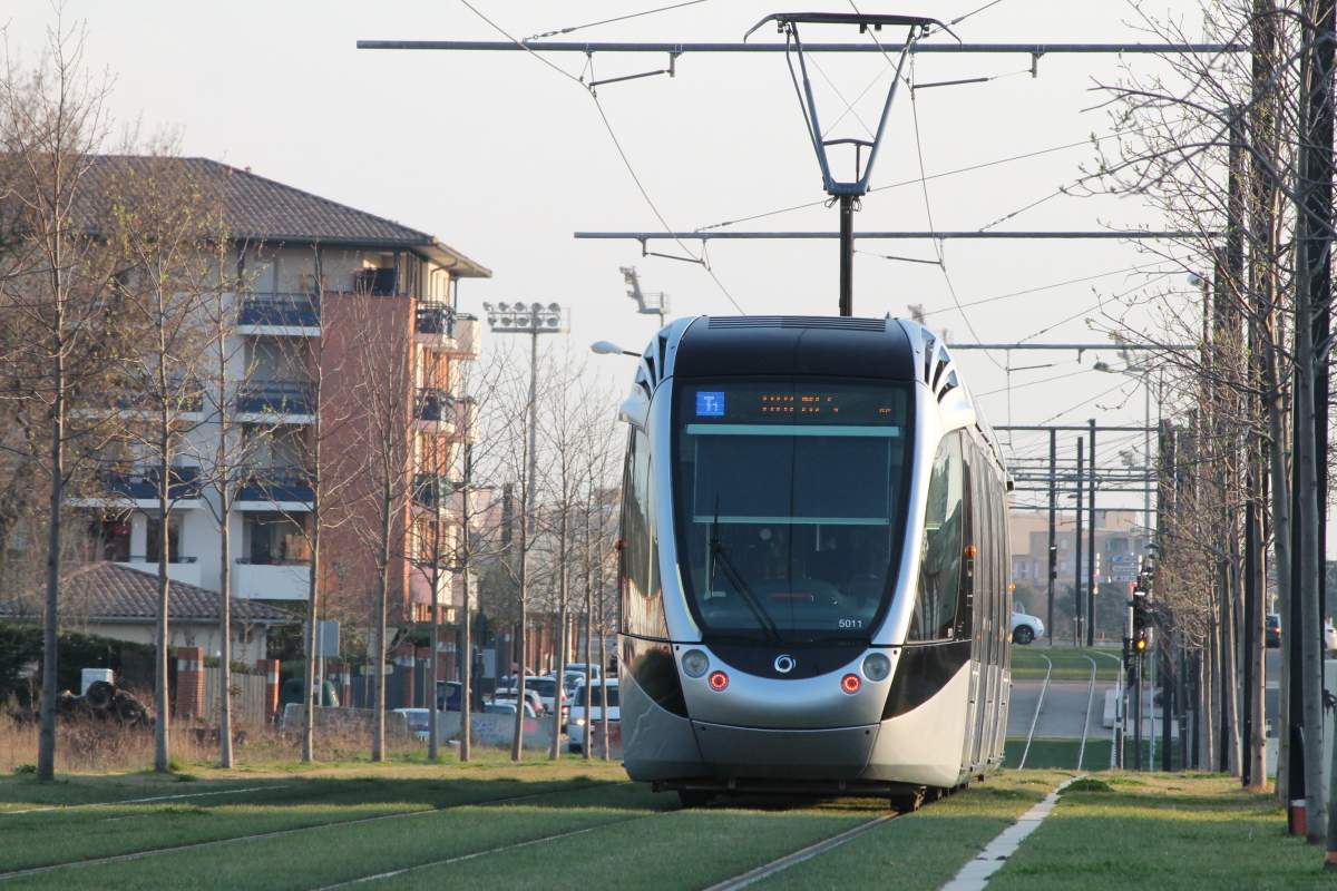 Cartoucherie Toulouse – Tramway entre le Zénith et la Cartoucherie