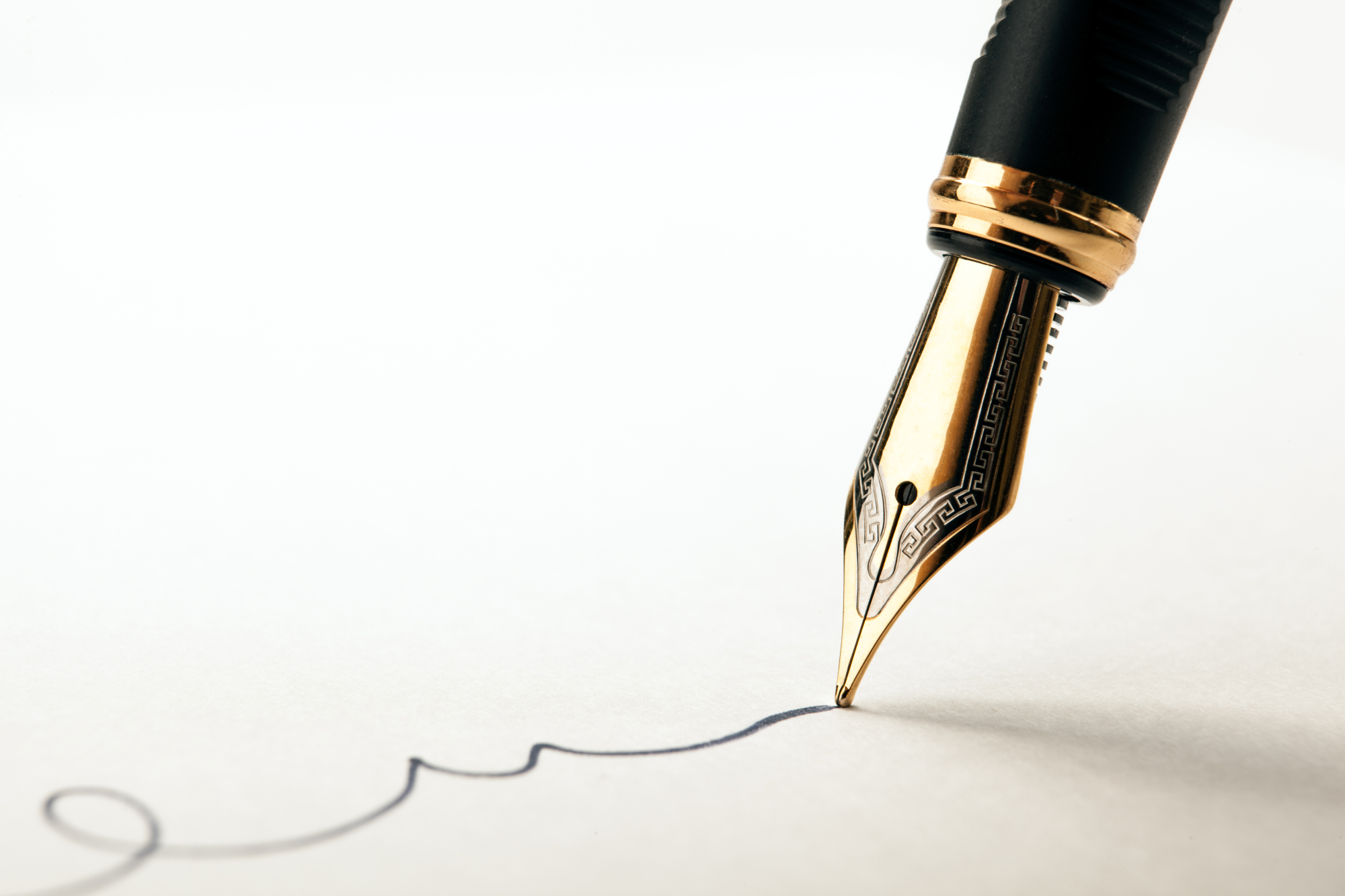 Illustration d'un stylo plume signant sur une page blanche