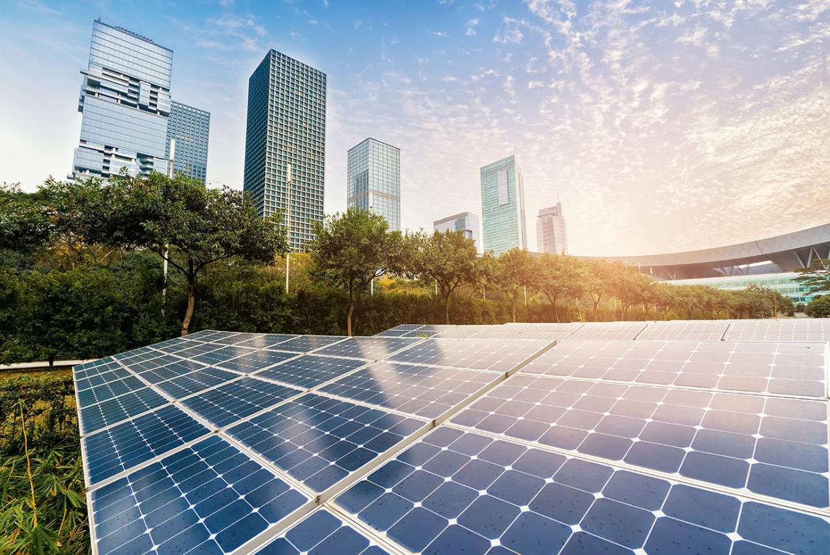 Comment les panneaux solaires augmentent la valeur de votre bien immobilier