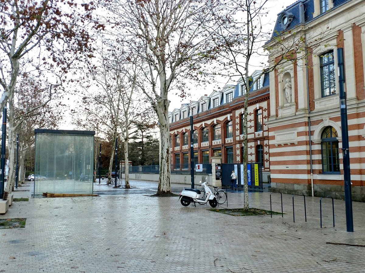 logement neuf Toulouse – La façade du Quai des Savoir sur les Allées Jules Guesde à Toulouse