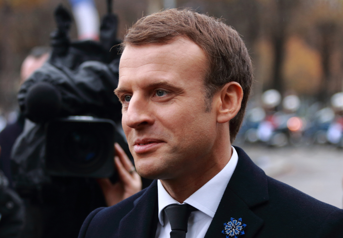 plusieurs décisions des gouvernements successifs d'Emmanuel Marcon ont abaissé les recettes des départements Emmanuel Marcon