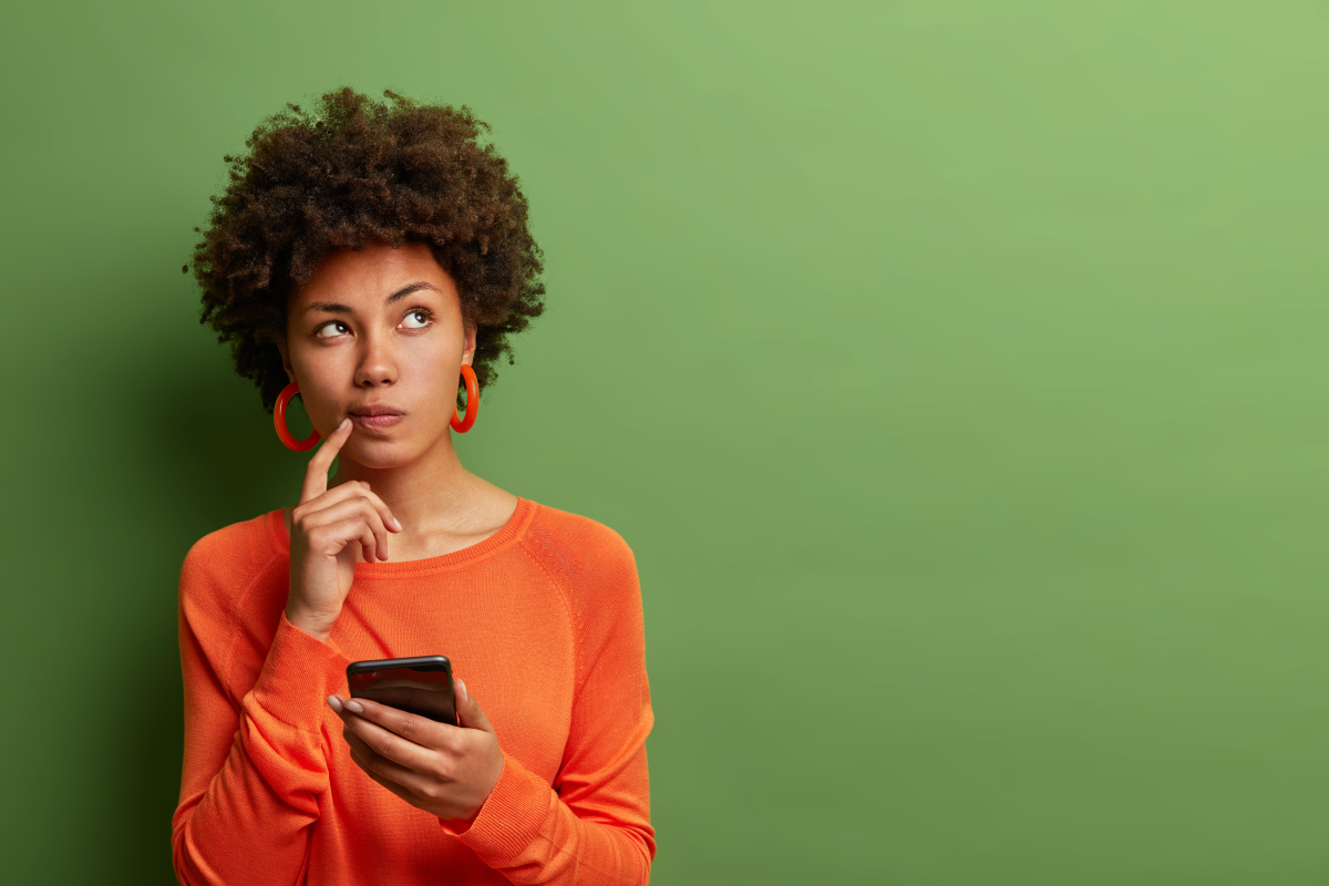 loi Pinel locataire – femme se posant des questions