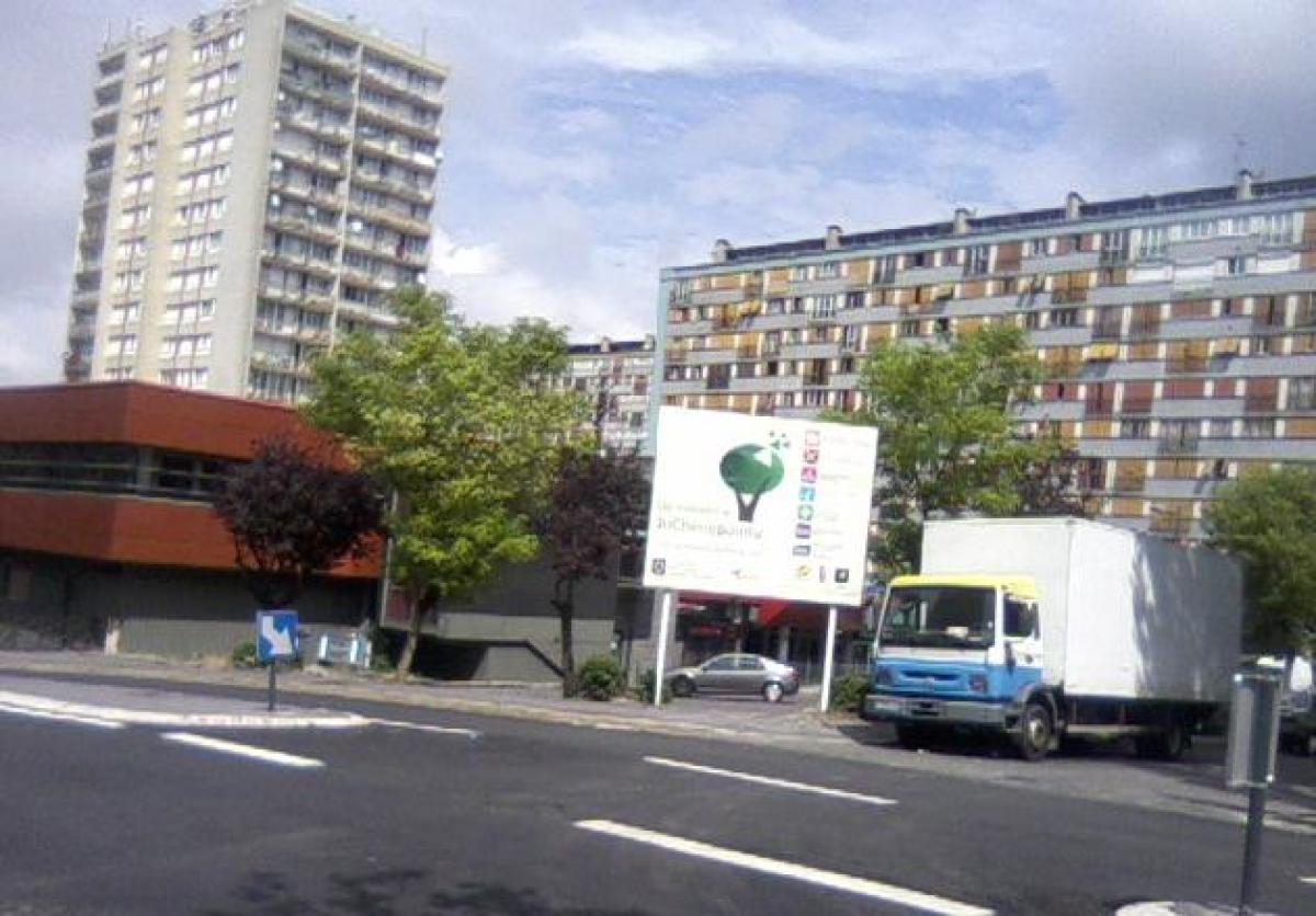 Olivier Klein ministre – La cité du Chêne Pointu à Clichy-sous-Bois