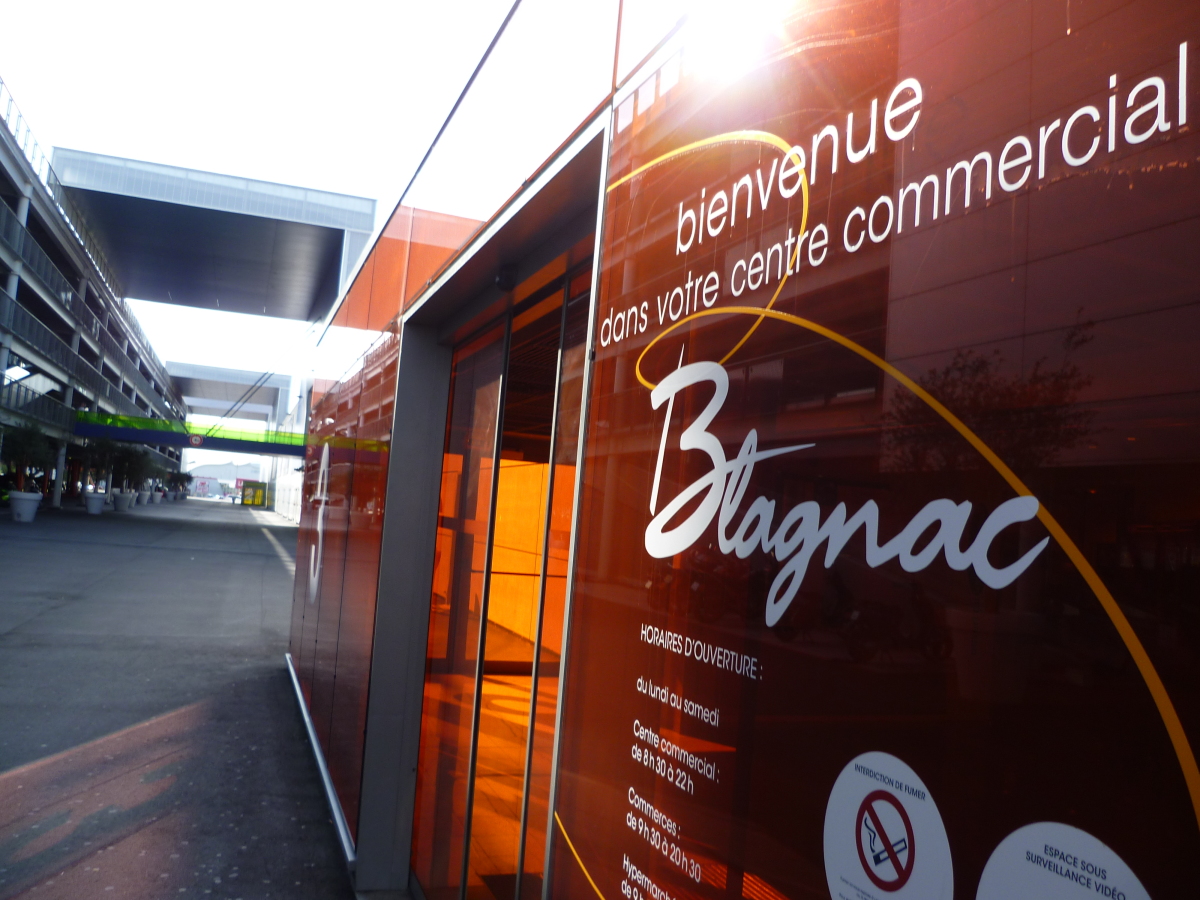 Loi Pinel Blagnac – L’entrée du centre commercial de Blagnac