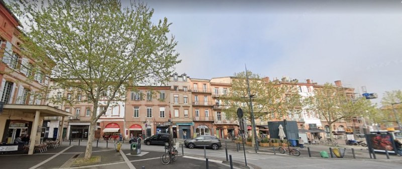 photo de la place Lafourcade en bas de la Grande rue Saint Michel
