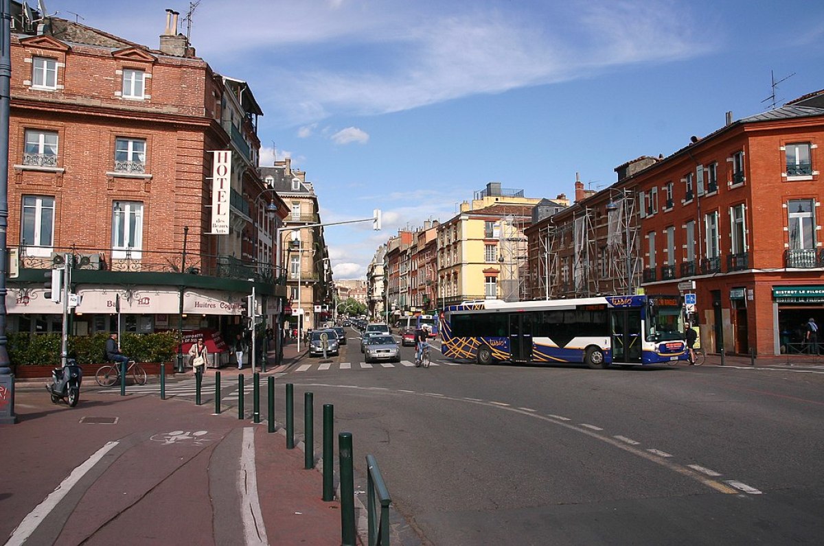 Travaux rue de Metz Toulouse – La rue de Metz et son trafic automobile vus depuis le Pont Neuf