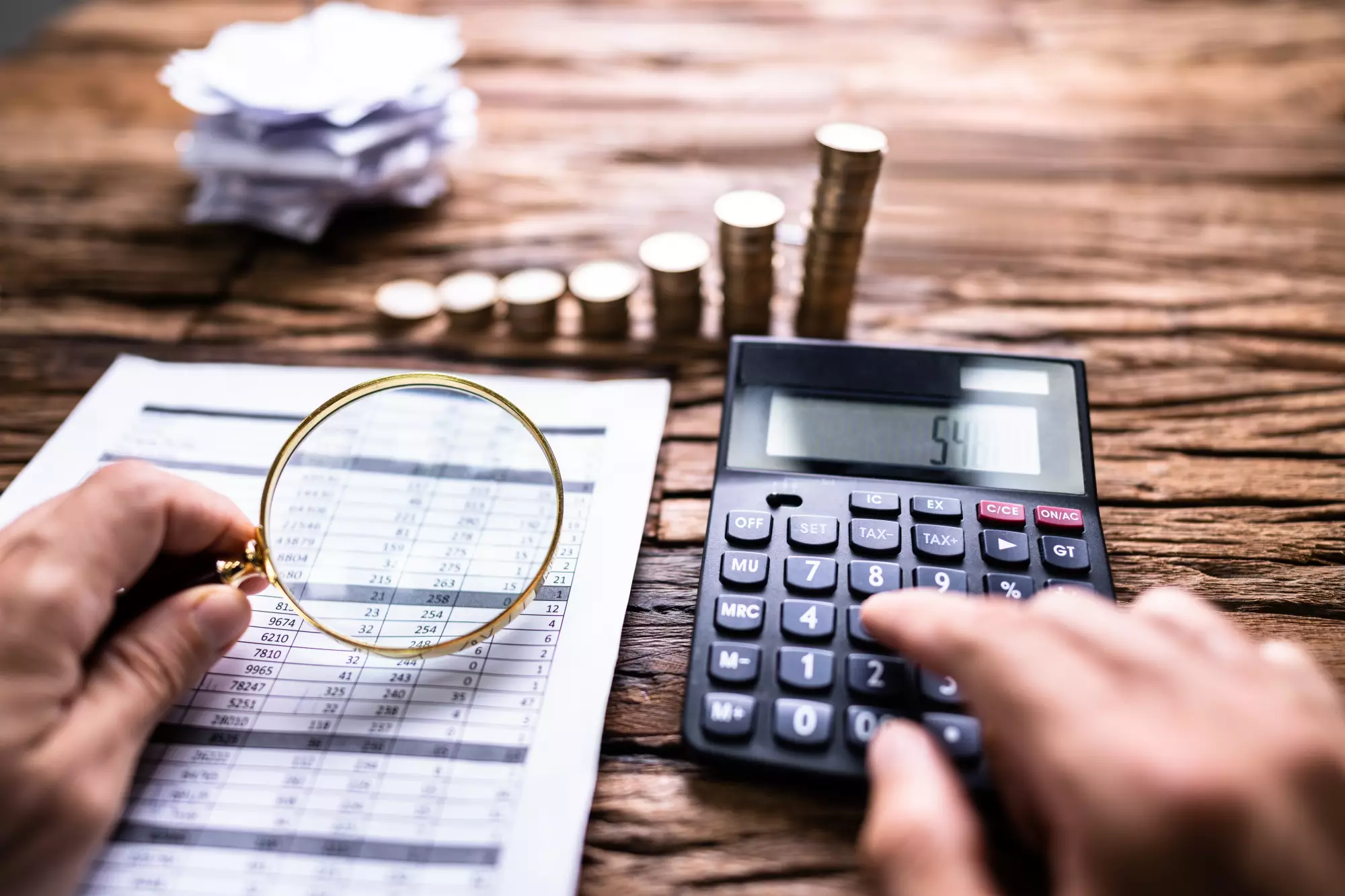 calculette et facture