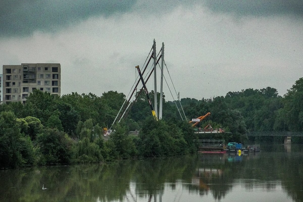 Future passerelle Rapas – La passerelle Empalot en cours de construction