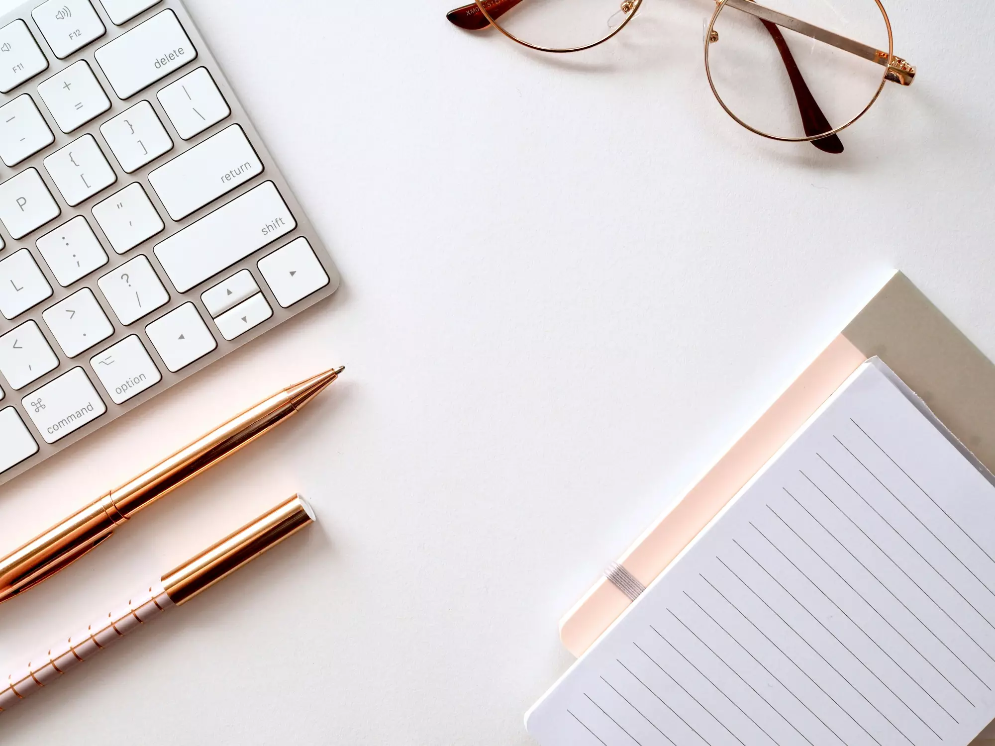 Des fournitures de bureau