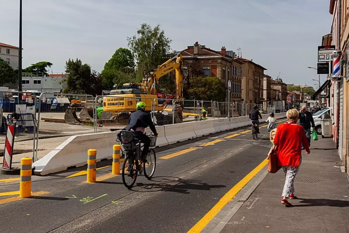 le quartier de Bonnefoy est en chantier pour la construction de la station de métro. chantier de la station de métro dans le quartier Bonnefoy