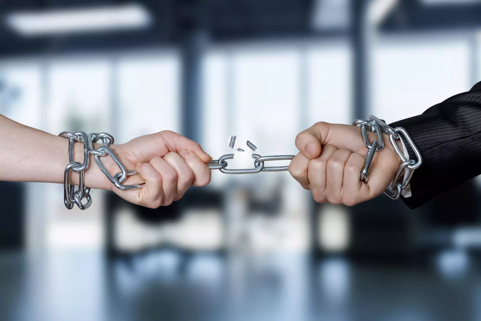 rupture d'une chaine métallique