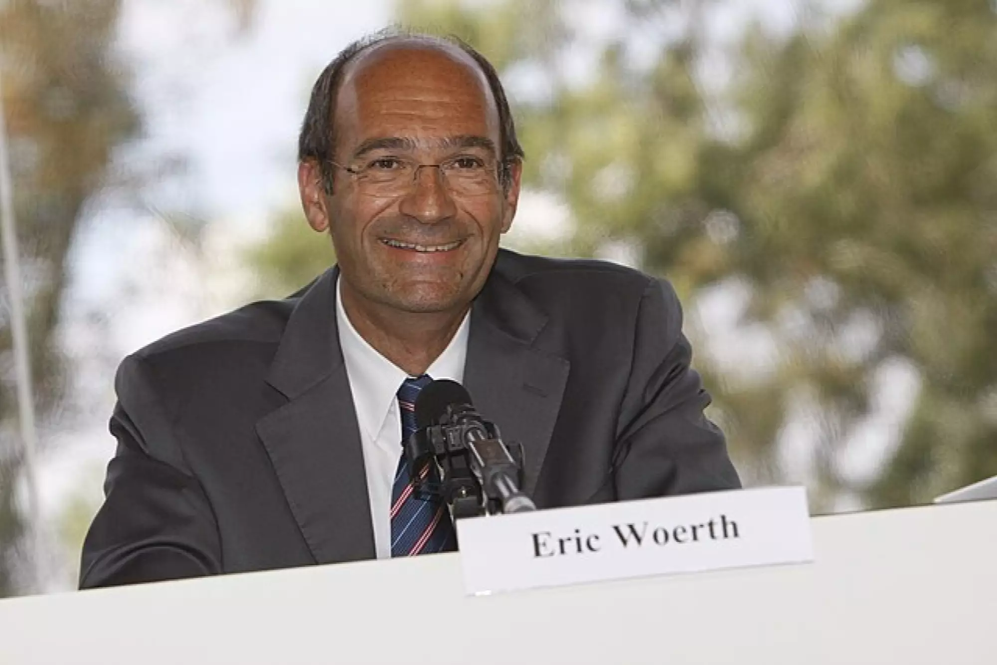 eric Woerth ministre du logement